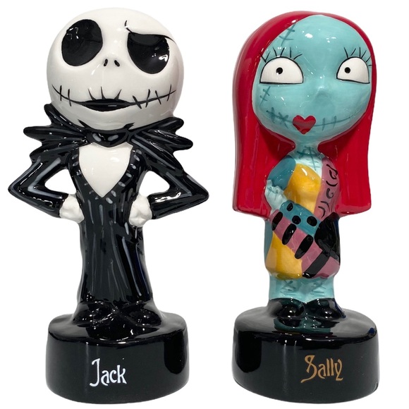 Disney Salt & Pepper Shakers Jack & Sally Nightmare Before Christmas - Picture 2 of 12